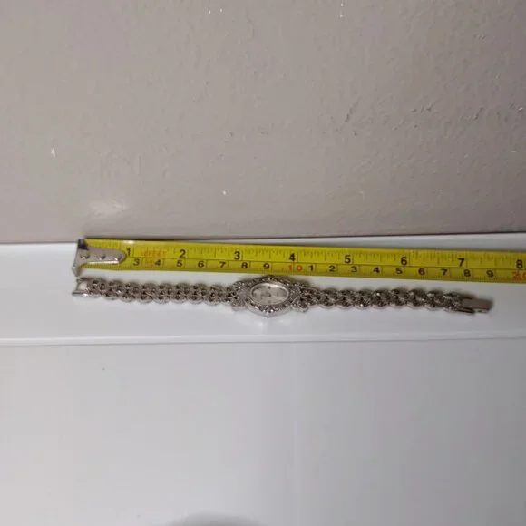 Very Pretty Armitron Now Watch - Picture 10 of 15